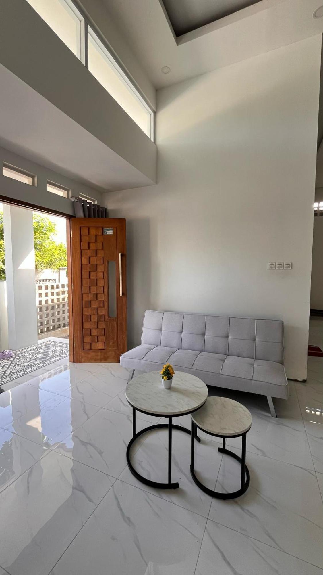 Hotel Sabbi'S House Klaten Exterior foto